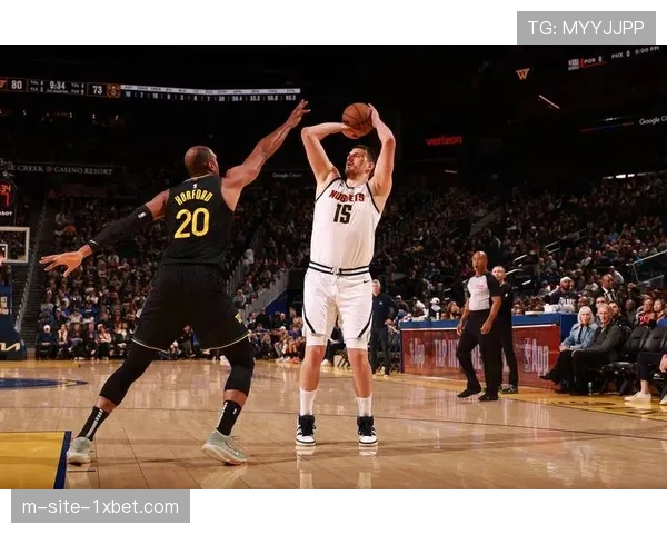 约基奇空砍35+20+12豪华三双 残阵勇士逆转掘金爆冷