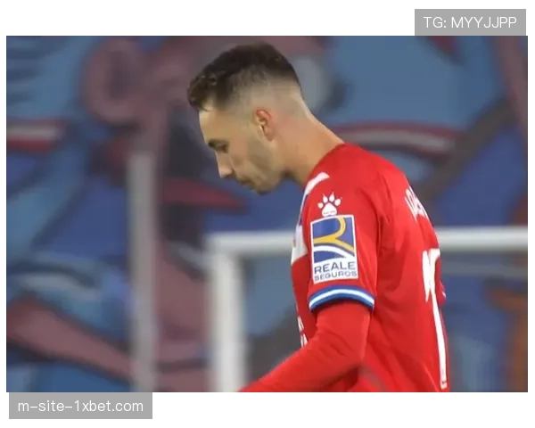 卡莱罗重回首发状态低迷 西班牙人后卫防守失位频现